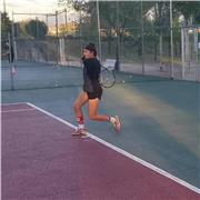 Soy Laura Patier tengo 21 años. Tengo el titulo de monitor de tenis por la federacion de madrid. Llevo 2 años dando clases